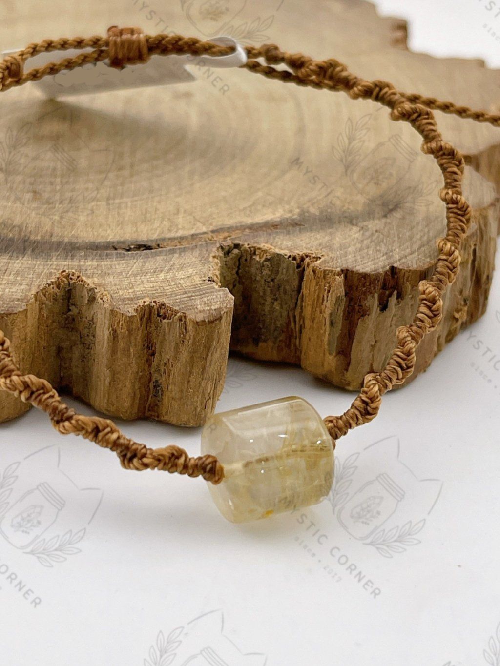  Vòng tay đá phong thuỷ lu thống Thạch anh tóc Vàng thắt macrame (Rutilated Quartz) hỗ trợ may mắn, tài lộc 