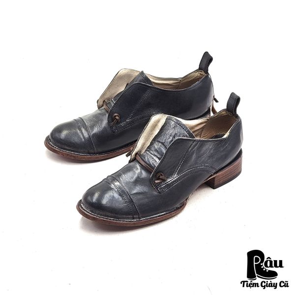  |SIZE 40| FREEBIRD MABEL SLIP ON Z40-6319 