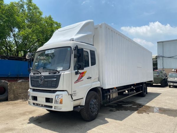 Xe tải thùng kín 8 tấn thùng 10m