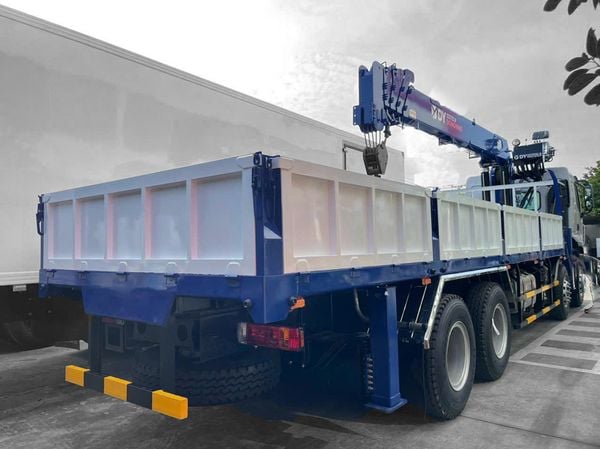 Chenglong sắn cẩu 12 tấn Dongyang