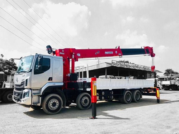 Xe cẩu tự hành 15 tấn ZTON ATOM1506