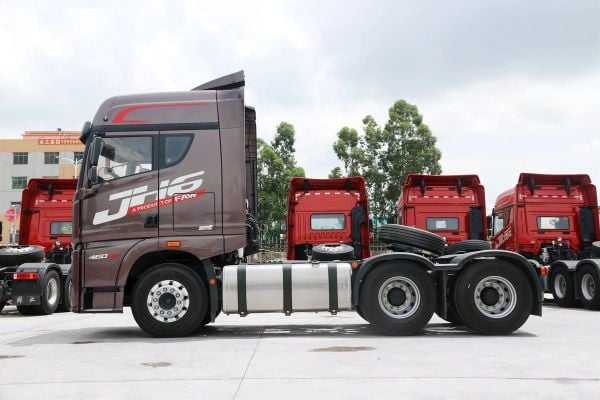 Faw tractor JH6 460HP