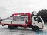 Xe tải cẩu Unic 3 tấn Urv344-k
