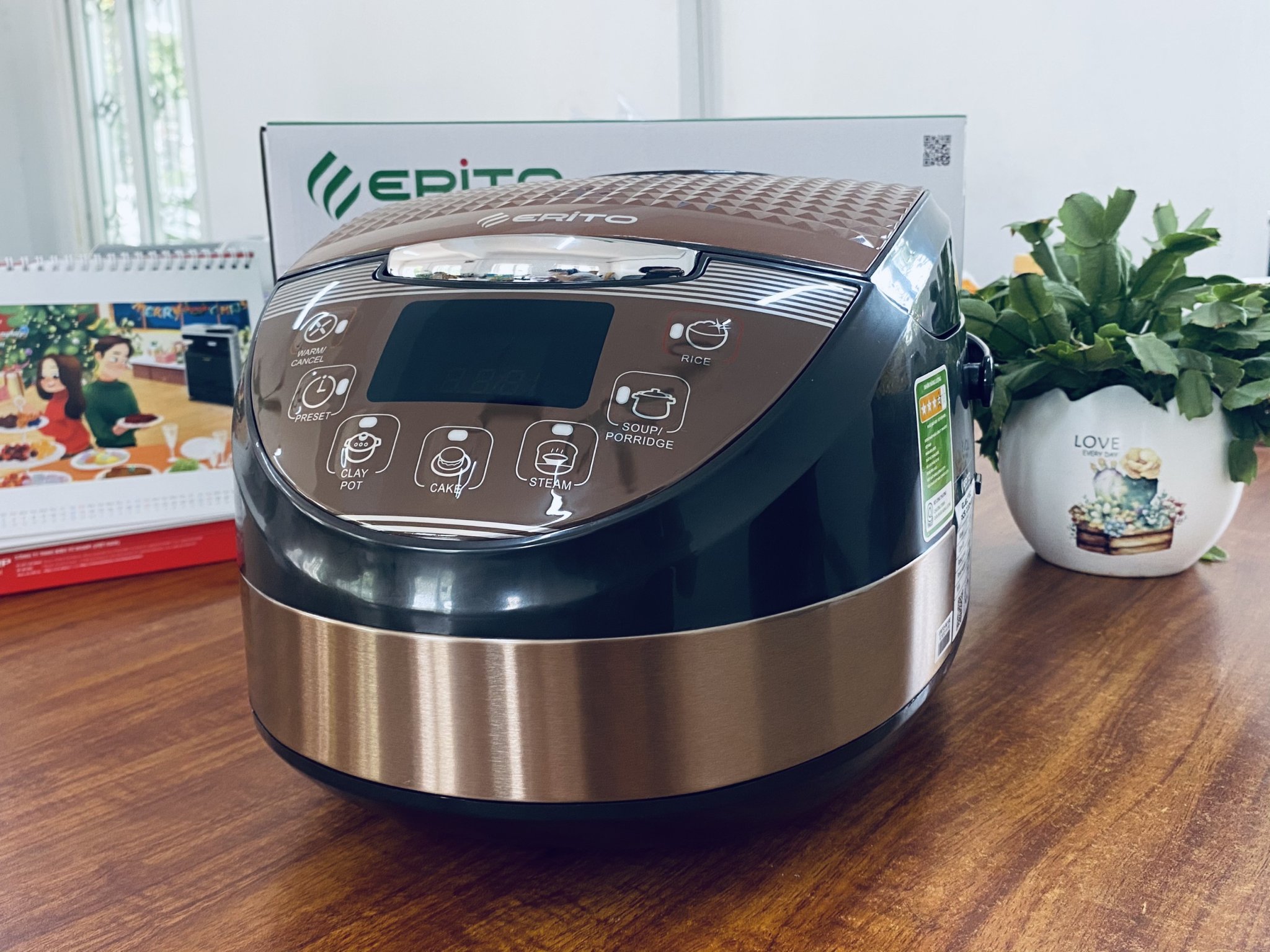 Nồi cơm điện tử Erito 1,8 lít RC18E