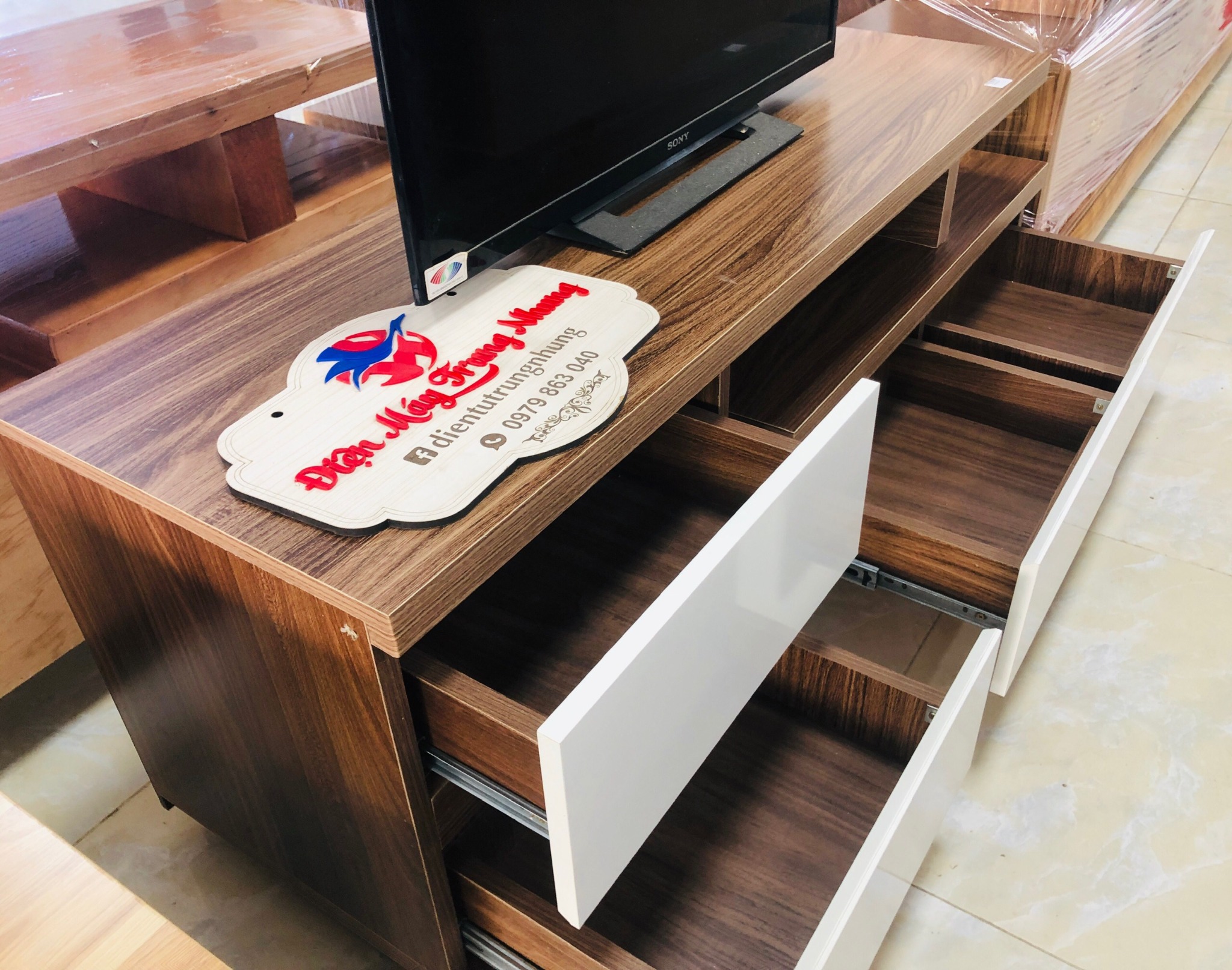 Kệ tivi rút 1.2m 2941