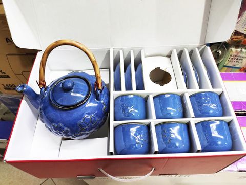 Bộ ấm chén hoa văn chạm trổ TP003