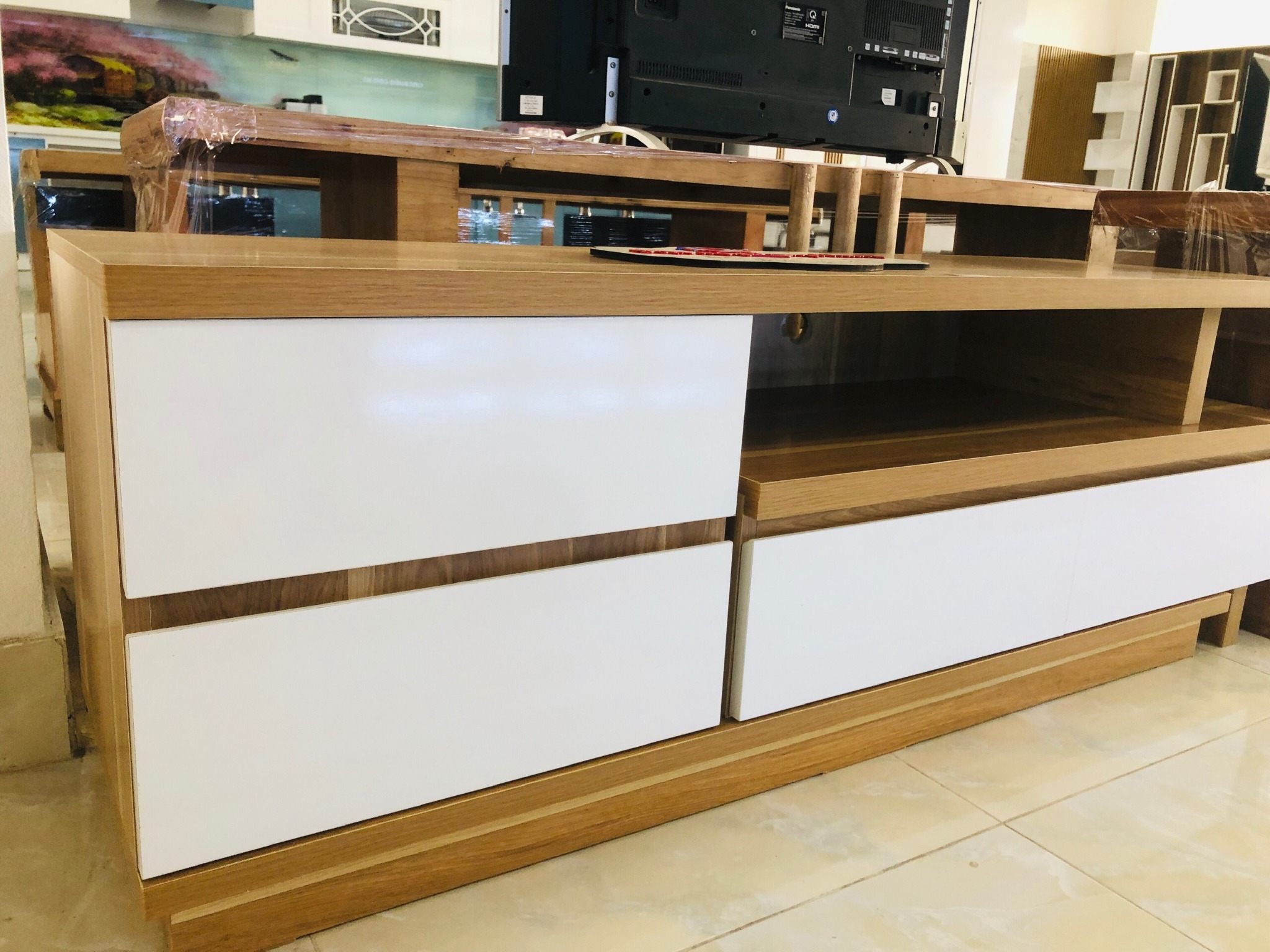 Kệ tivi rút 1.4m 2965