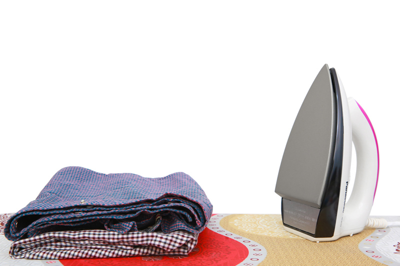 Bàn là khô Alaska BL-100, 1200W