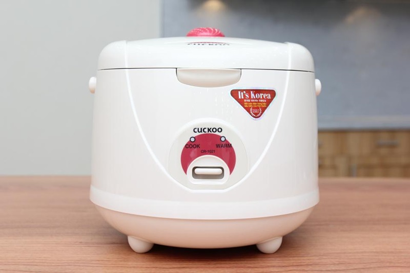 Nồi cơm điện Cuckoo CR1021 1.8l