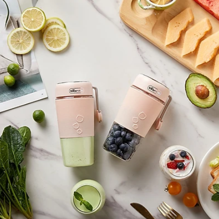 Cốc xay mini cầm tay Bear LLJ-B03C1