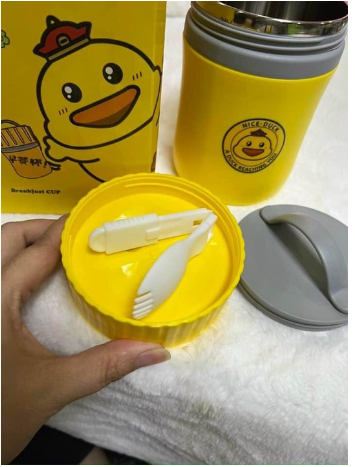 Ca ủ cháo giữ nhiệt hình vịt vàng - Bình giữ nhiệt ủ sữa , cơm kèm thìa 480ml