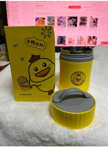 Ca ủ cháo giữ nhiệt hình vịt vàng - Bình giữ nhiệt ủ sữa , cơm kèm thìa 480ml