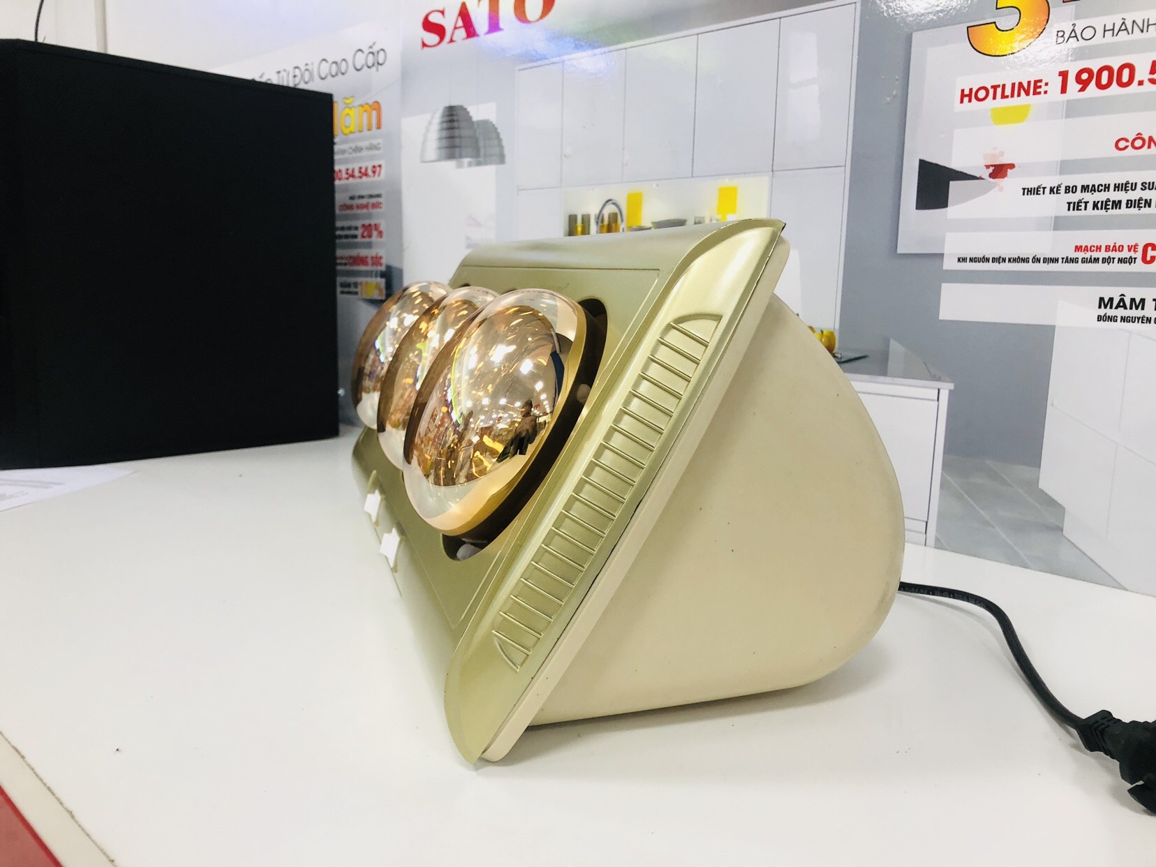 Đèn sưởi nhà tắm Lorente LT-513 3 bóng