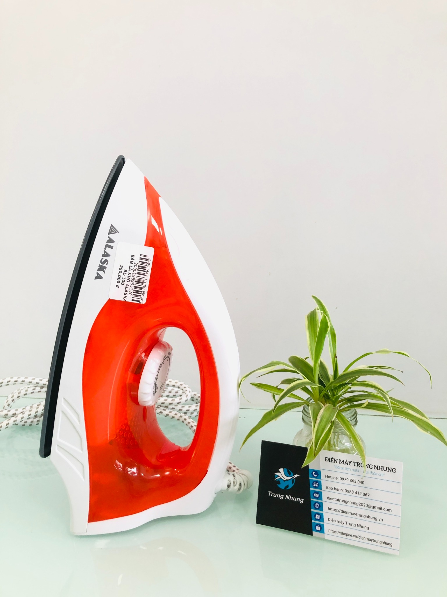 Bàn là khô Alaska BL-100, 1200W