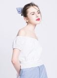  ÁO BẸT VAI TRẮNG 