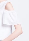  ÁO TRẮNG HỞ VAI 