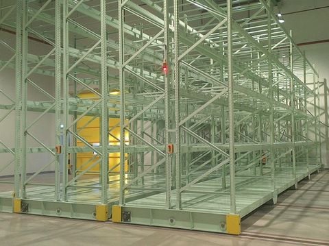 Kệ Pallet di động