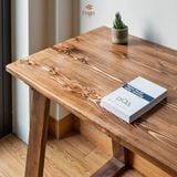  Bàn làm việc chân gỗ hình thang 