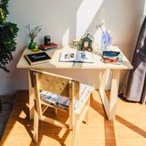  Bàn làm việc chân gỗ hình thang 