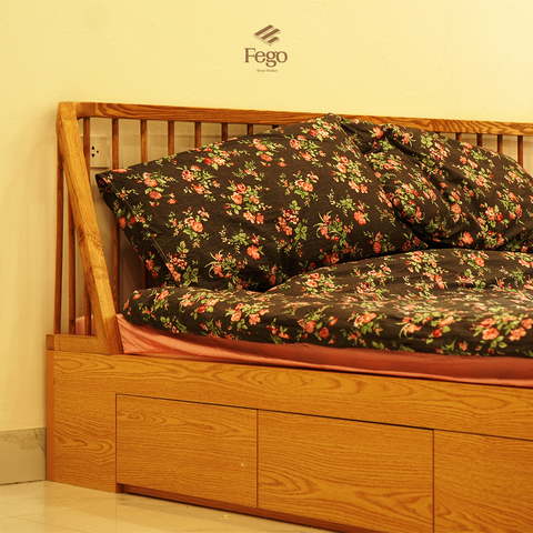 Giường / Bed