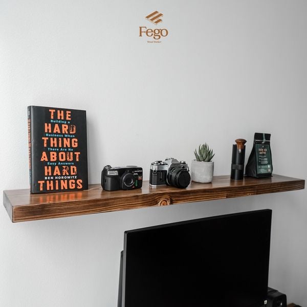  Kệ âm gắn tường gỗ thông tự nhiên màu nâu rustic FEGO đa năng 