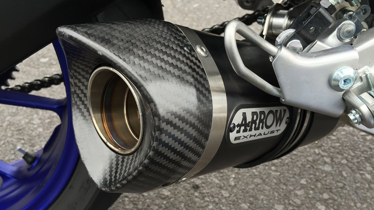 Lon Pô Akrapovic Racing Line Carbon - ngắn - mọi loại xe