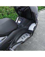 Khung chống đỗ dưới  và lót chân Loboo cho Yamaha Xmax 300