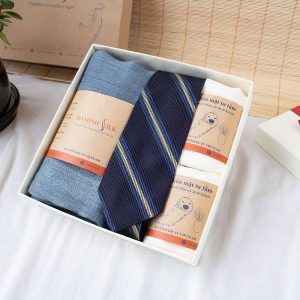  Set quà 019: Khăn quàng cổ nam đũi tơ tằm, Cà-vạt lụa 