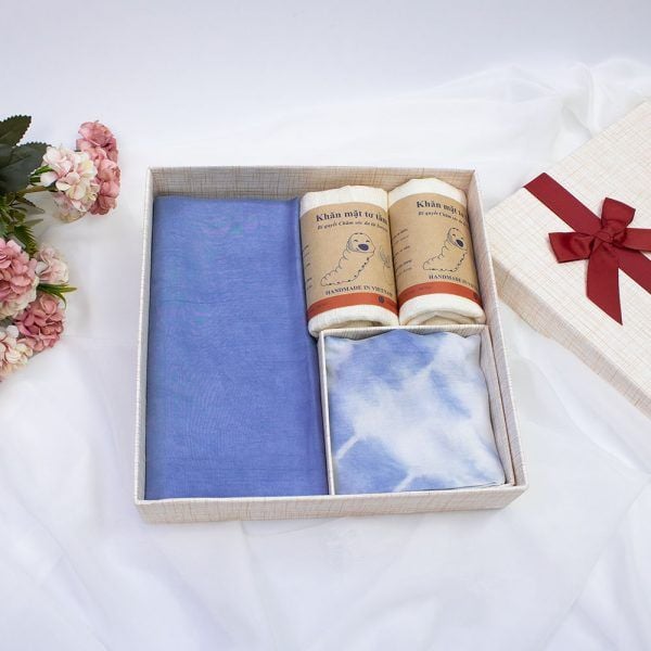  Set quà 045 Thiên Thanh: Khăn choàng lụa màu xanh thiên thanh 