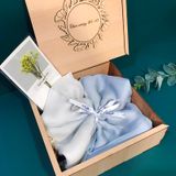  Bộ quà tặng khăn lụa hộp gỗ (được chọn mẫu khăn) 