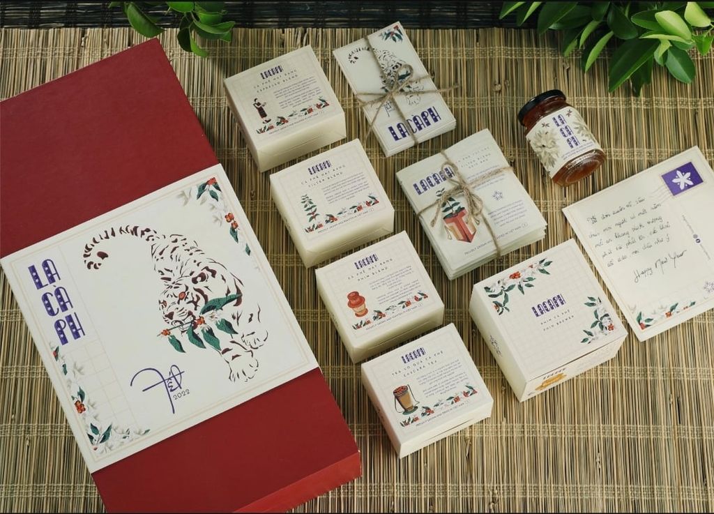  Hộp quà Tết Lacàph 2022 - Eye Of The Tiger 