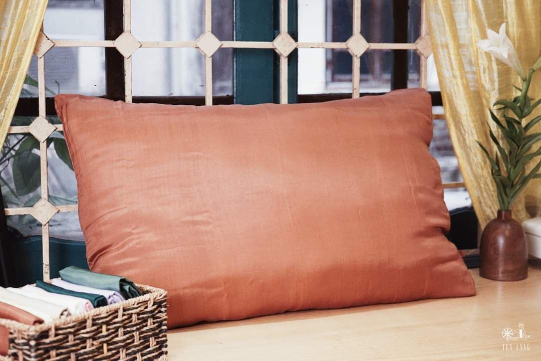  Vỏ gối lụa Lụa Làng 