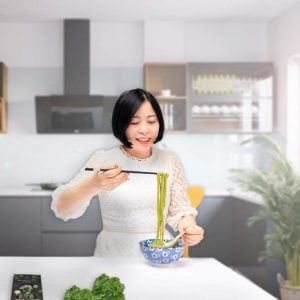  Mì rau củ tươi sây lạnh Cải Kale Ahamisa hộp 240g 