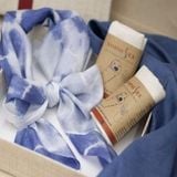  Set quà 045 Thiên Thanh: Khăn choàng lụa màu xanh thiên thanh 