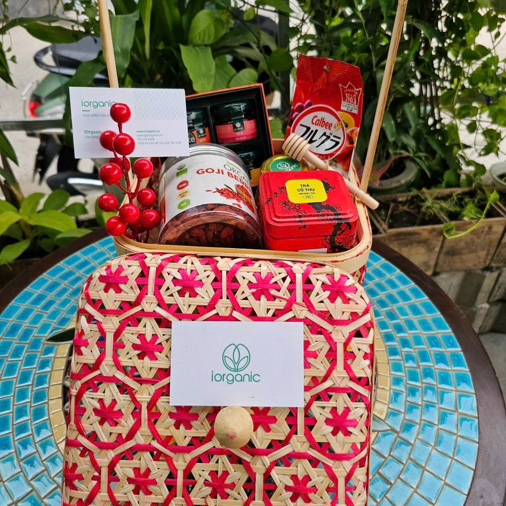  Hộ quà Tết rổ đỏ 