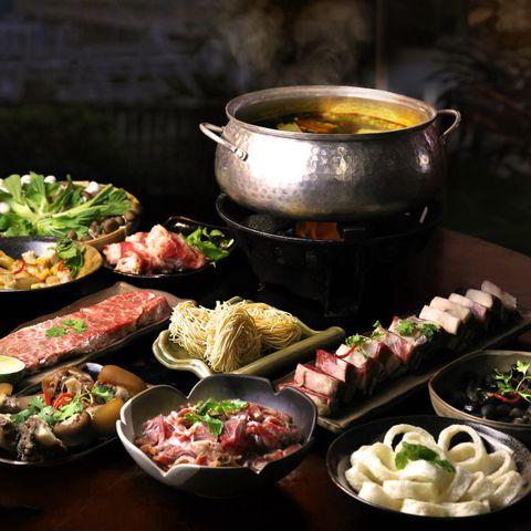  LẨU DẺ SƯỜN BÒ HẦM HẢI SẢN KHÔ 