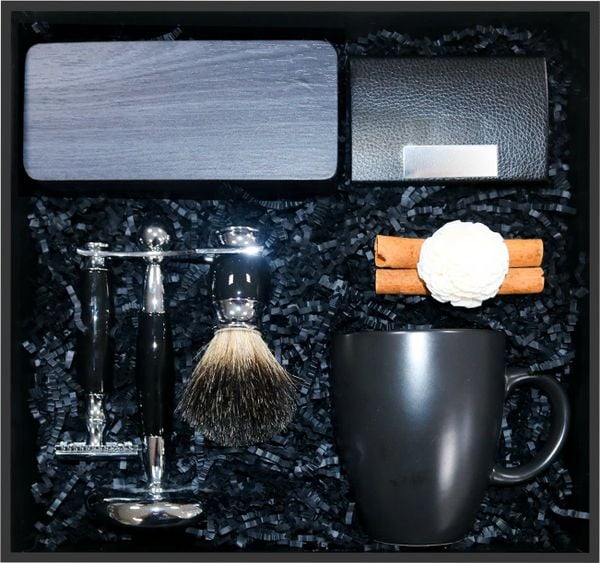  Masterpiece for Him 