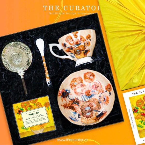  Sunflowers - Teatime 