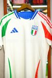  Áo Bóng Đá Thái Lan - Italia Trắng Sân Khách 24/25 Bản PLAYER 