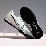  Giày Bóng Đá Cỏ Nhân Tạo Mercurial Vapor 15 Academy SF Trắng Đế Đen TF 