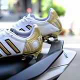  Giày Bóng Đá Cỏ Tự Nhiên Adipure 11Pro Toni Kroos Trắng Sọc Vàng FG 