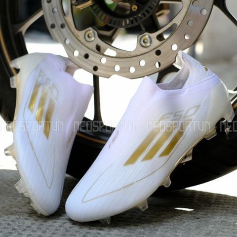  Giày Bóng Đá Cỏ Tự Nhiên F50 Trắng/Vàng đồng không dây Generation Pack FG 
