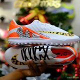  Giày Bóng Đá Cỏ Nhân Tạo Mercurial Vapor 15 Academy F1 Trắng Gót Cam Đôi Cánh TF 