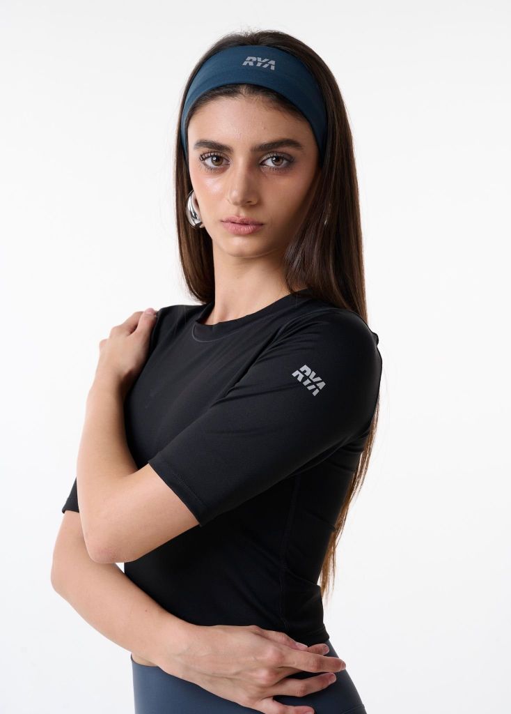 Áo tay ngắn GENTLE TOP Black