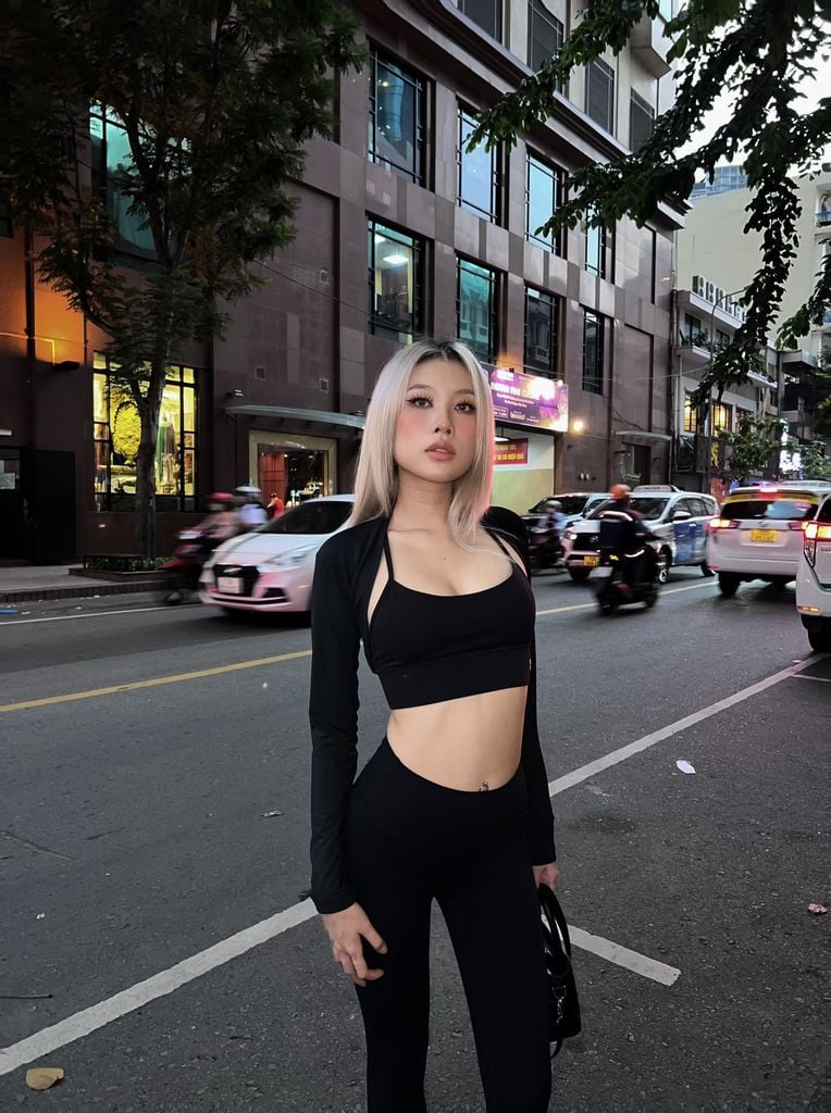 Áo T SPORTBRA Black
