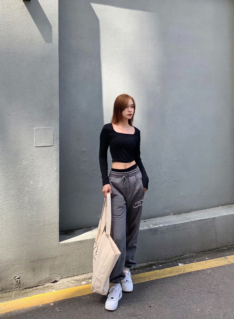 Quần Oversized Jogger Dark Grey