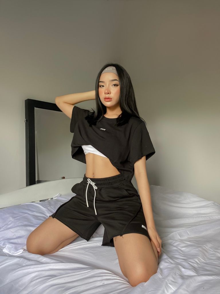 Comfy Croptop Black