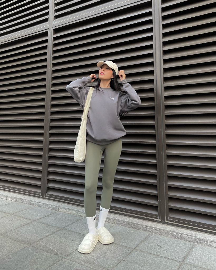 Áo RYA Sweater Grey