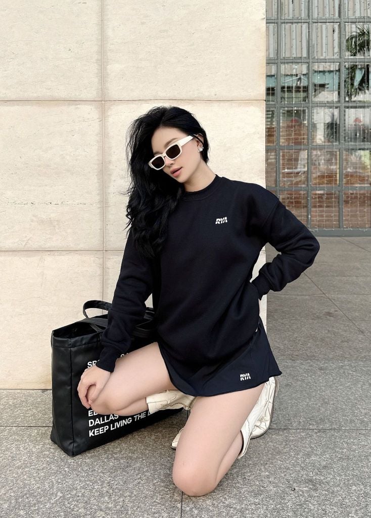 Áo RYA SWEATER Black