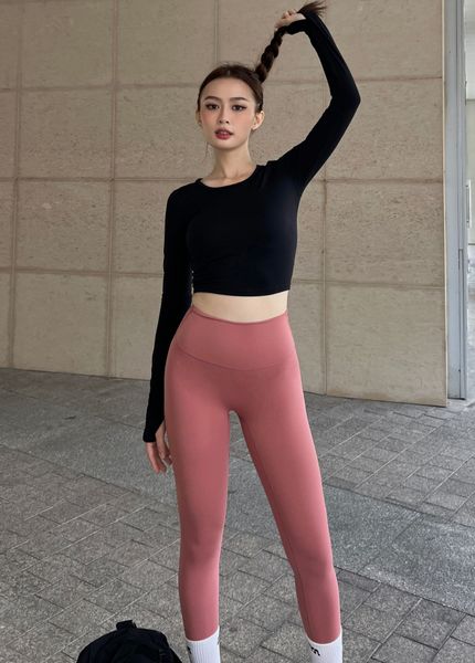  Áo tay dài RYASOFT LONGSLEEVES CROPTOP Black 